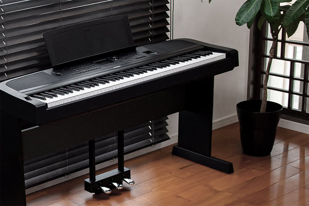 Shop Yamaha Portable Pianos