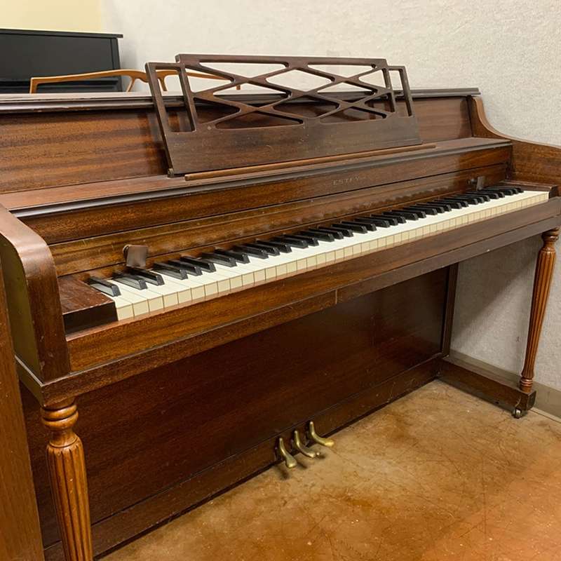 how much does a wurlitzer spinet piano weigh