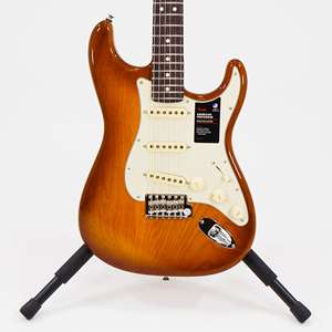 Fender American Performer Stratocaster - Honey Burst with Rosewood Fingerboard