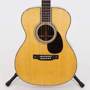 Martin Standard Series OM-42 Orchestra Model Acoustic Guitar - Spruce Top with Rosewood Back and Sides