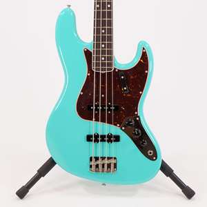 Fender American Vintage II 1966 Jazz Bass - Sea Foam Green with Rosewood Fingerboard